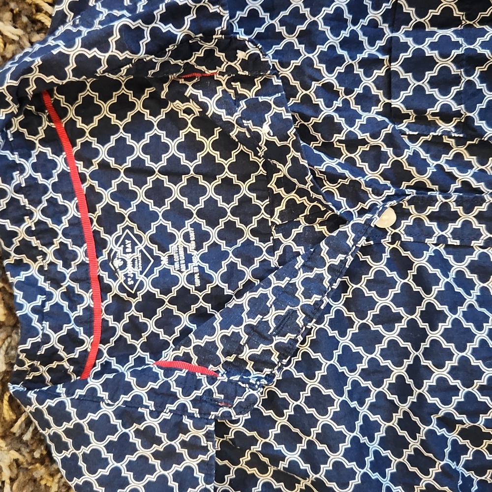 St. John's Bay Button Down! - Picture 2 of 4